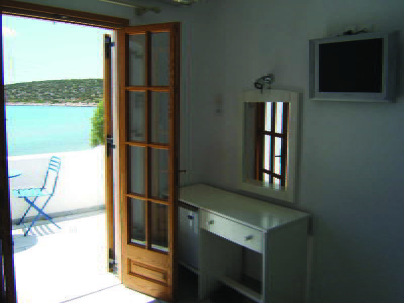 Galatis Beach Hotel Aliki  Exterior photo